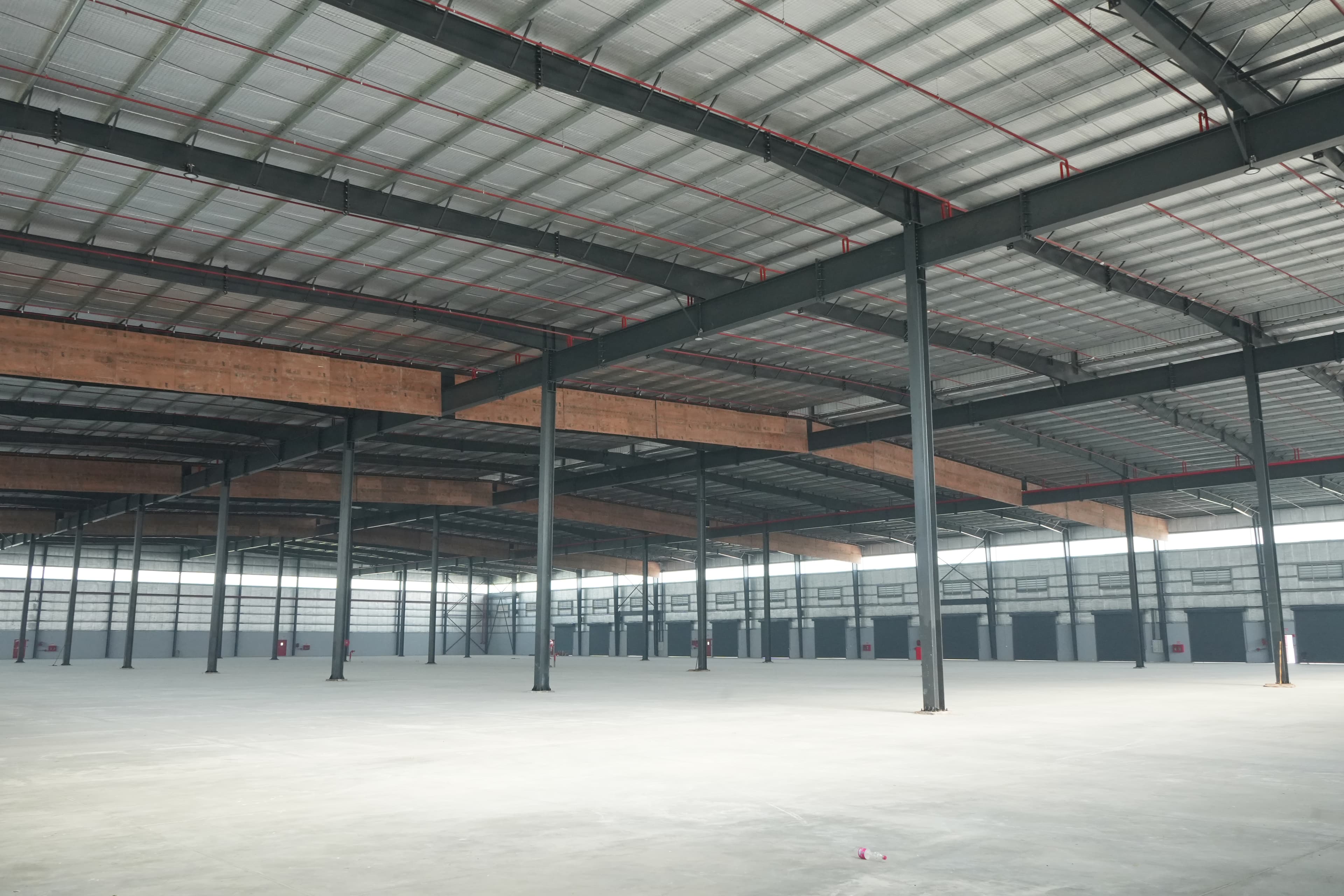 Heavy steel structural system engineered for industrial applications